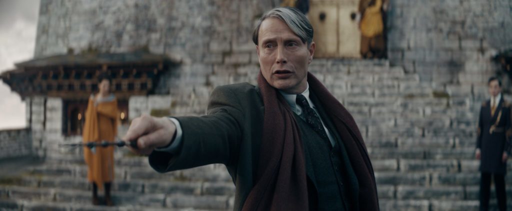 Gerardo Grindelwald é interpretado por Mads Mikkelsen em Animais Fantáticos: Os Segredos de Dumbledore